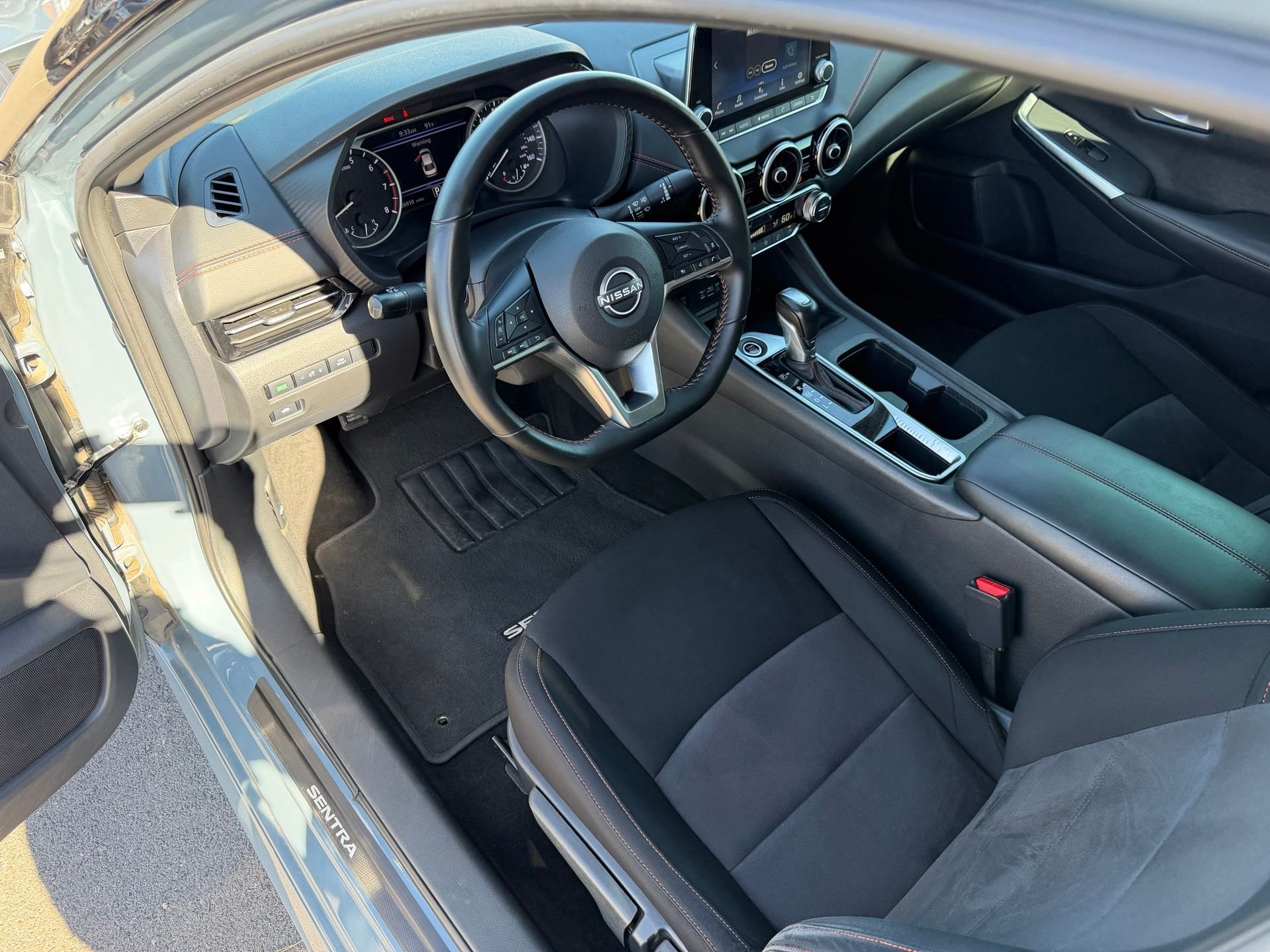 Used 2025 Gray Nissan SR image 22