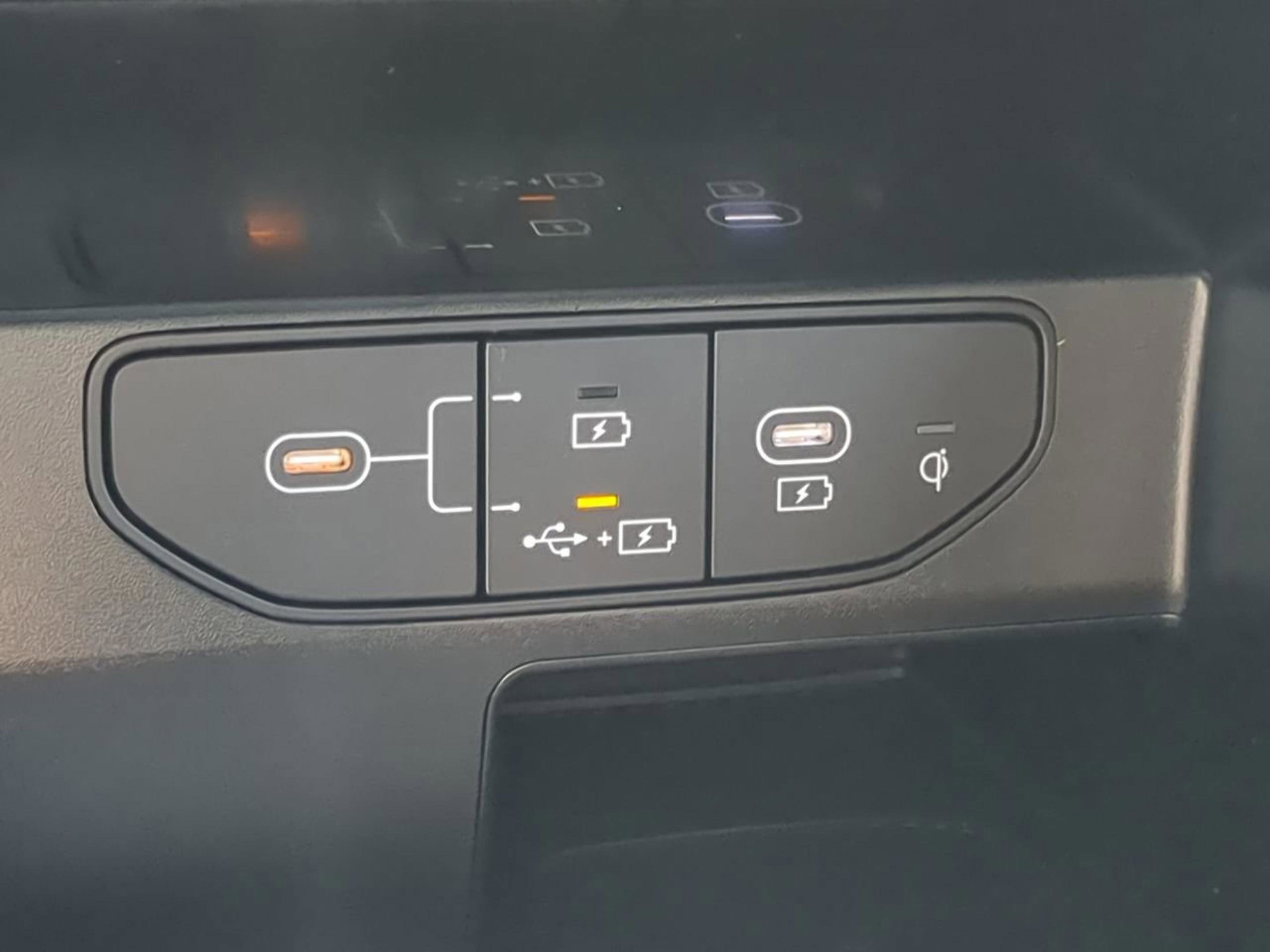 2026 Kia Sorento EX - Photo 25