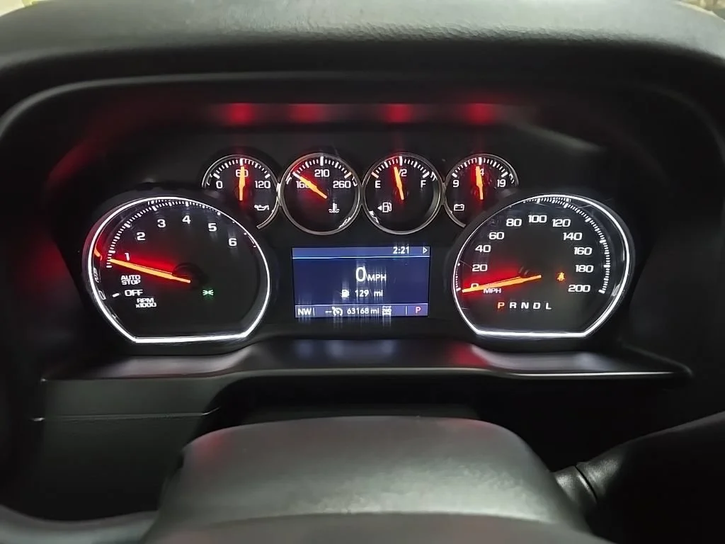 Used 2019 Silver Ice Metallic Chevrolet LT image 21