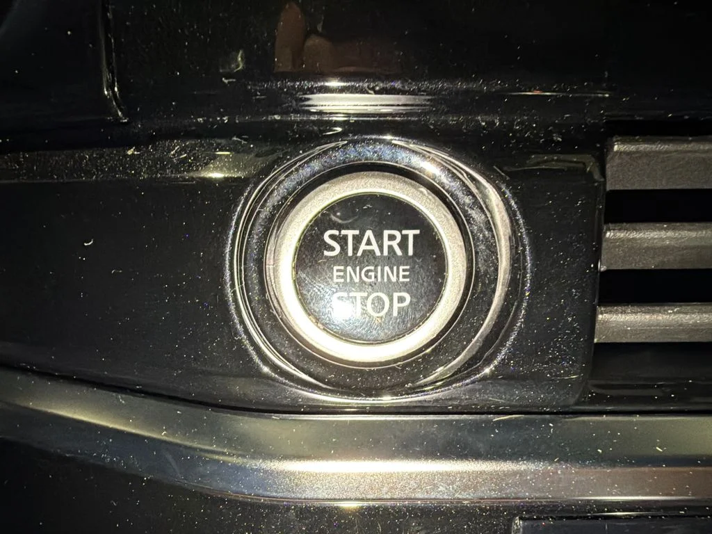 Used 2024 Super Black Nissan Platinum image 31