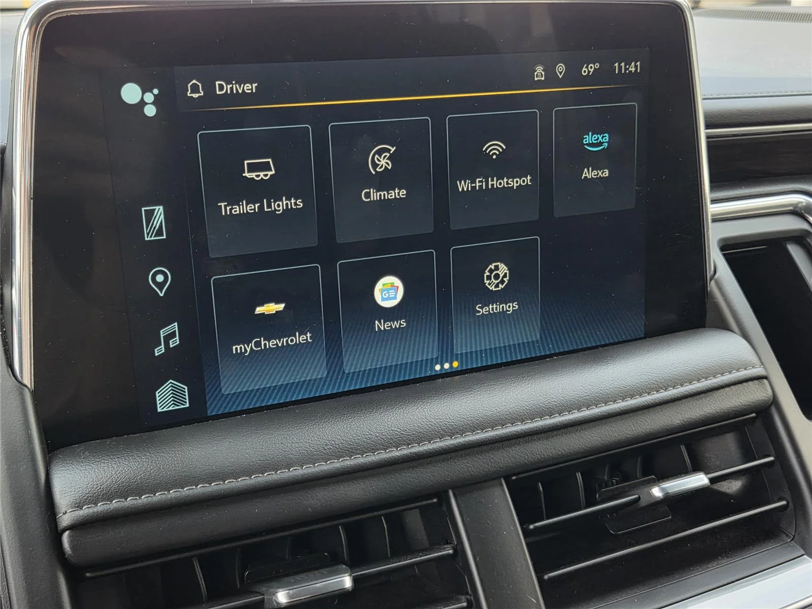 Used 2024 Silver Sage Metallic Chevrolet LT image 11