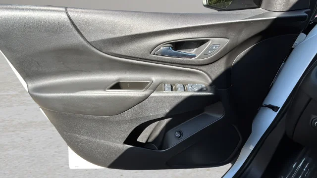 Used 2024 White Chevrolet LT image 17