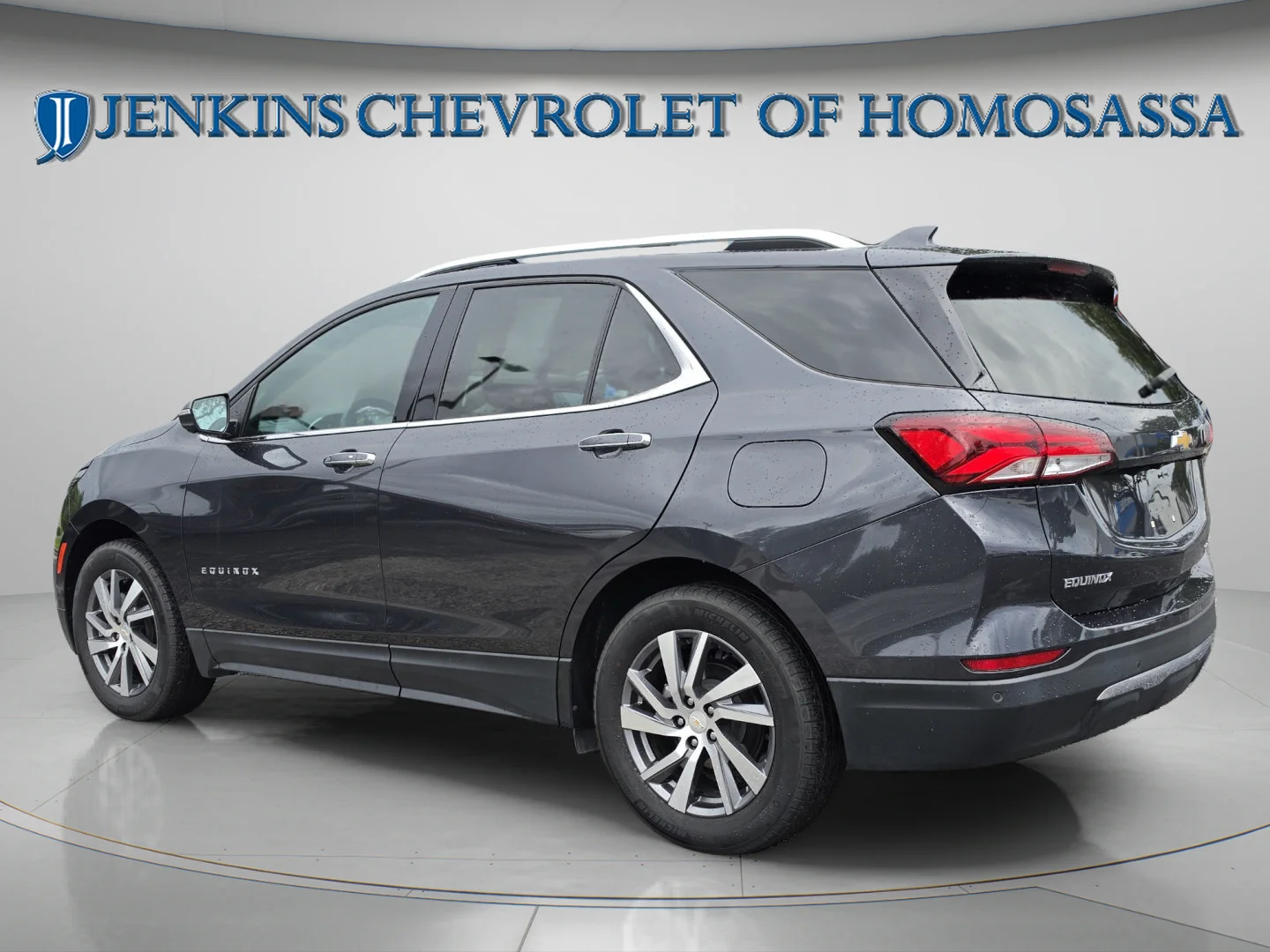 Used 2022 Iron Gray Metallic Chevrolet Premier image 8