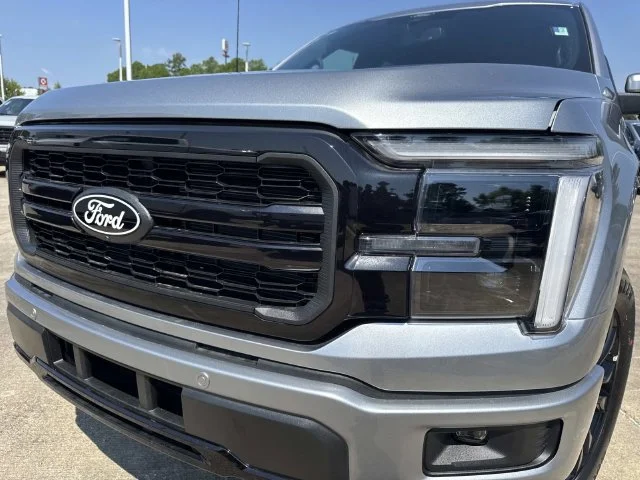 New 2026 Iconic Silver Metallic Ford Lariat® image 7