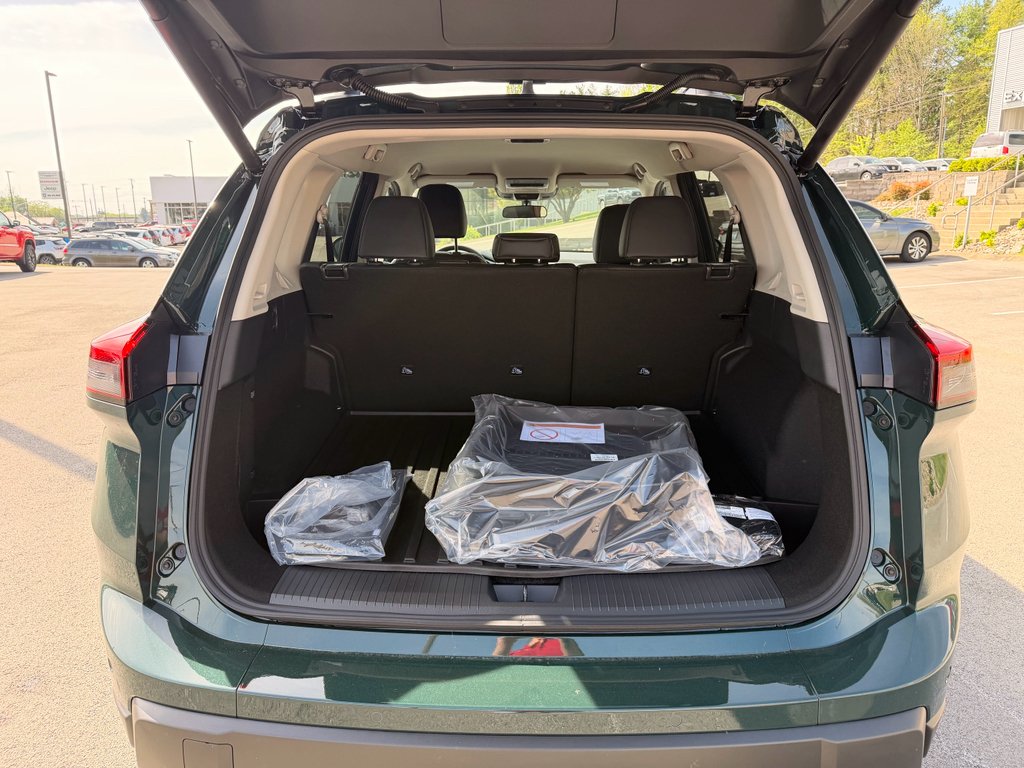 New 2026 Obsidian Green Pearl Nissan Rock Creek® image 8