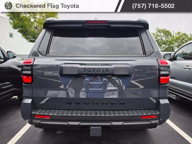 Used 2025 Underground Toyota SR5 image 5