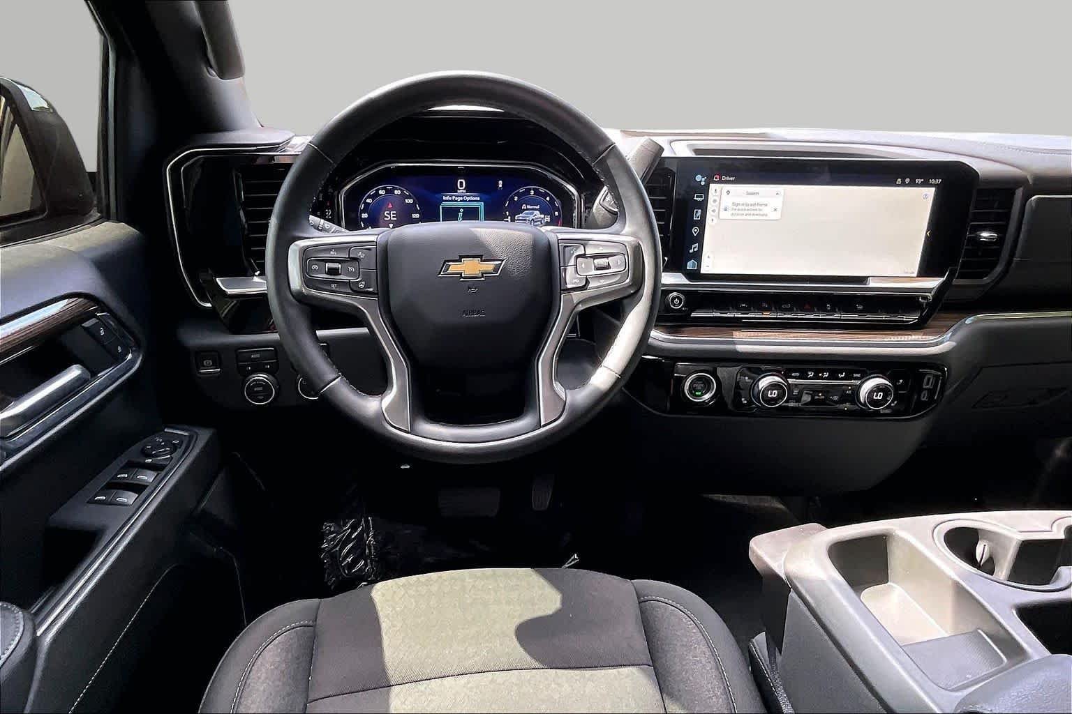 Used 2023 Black Chevrolet LT image 6