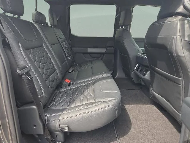 New 2026 Carbonized Gray Metallic Ford XLT image 36