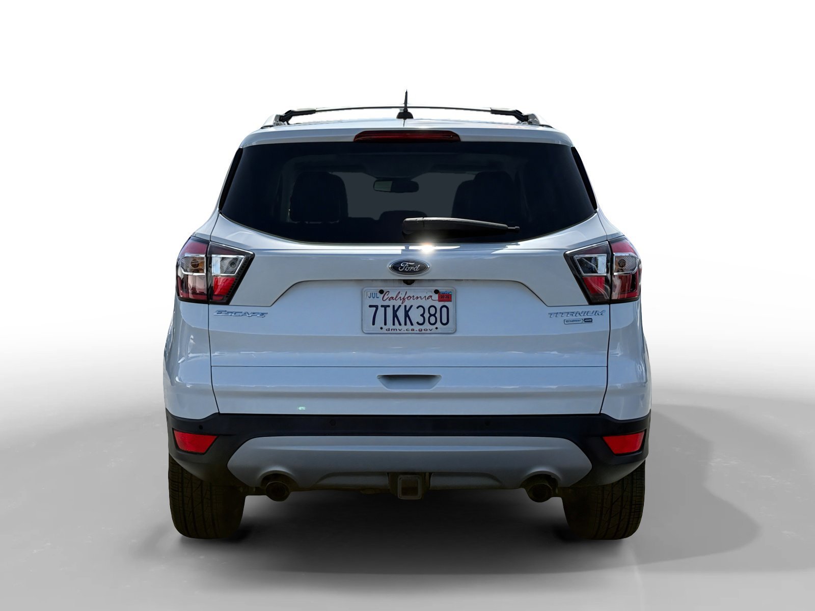 Used 2017 White Platinum Clearcoat Metallic Ford Titanium image 4