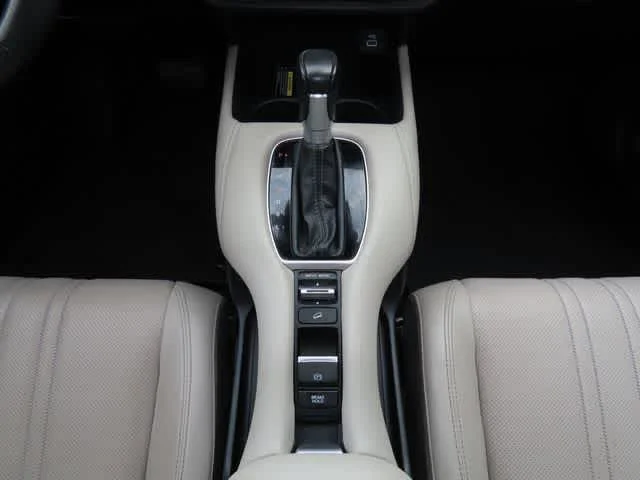 2024 Honda HR-V EX-L - Photo 22