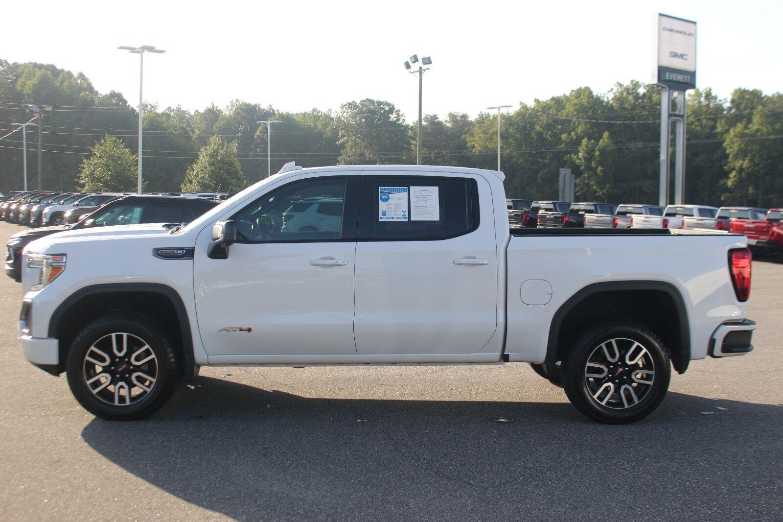 Used 2021 SUMMIT WHITE GMC AT4 image 4