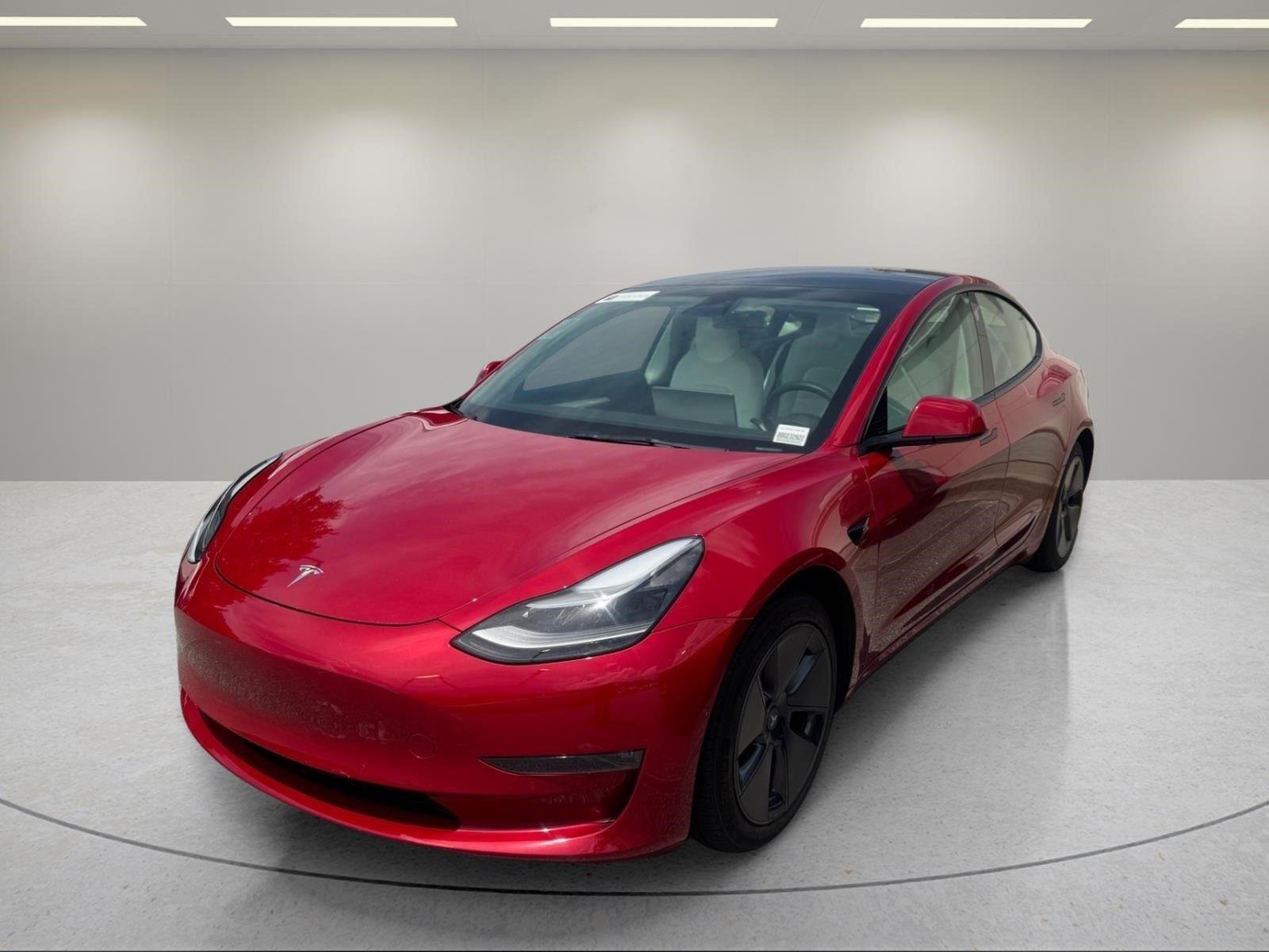 Used 2022  Tesla Long Range image 25