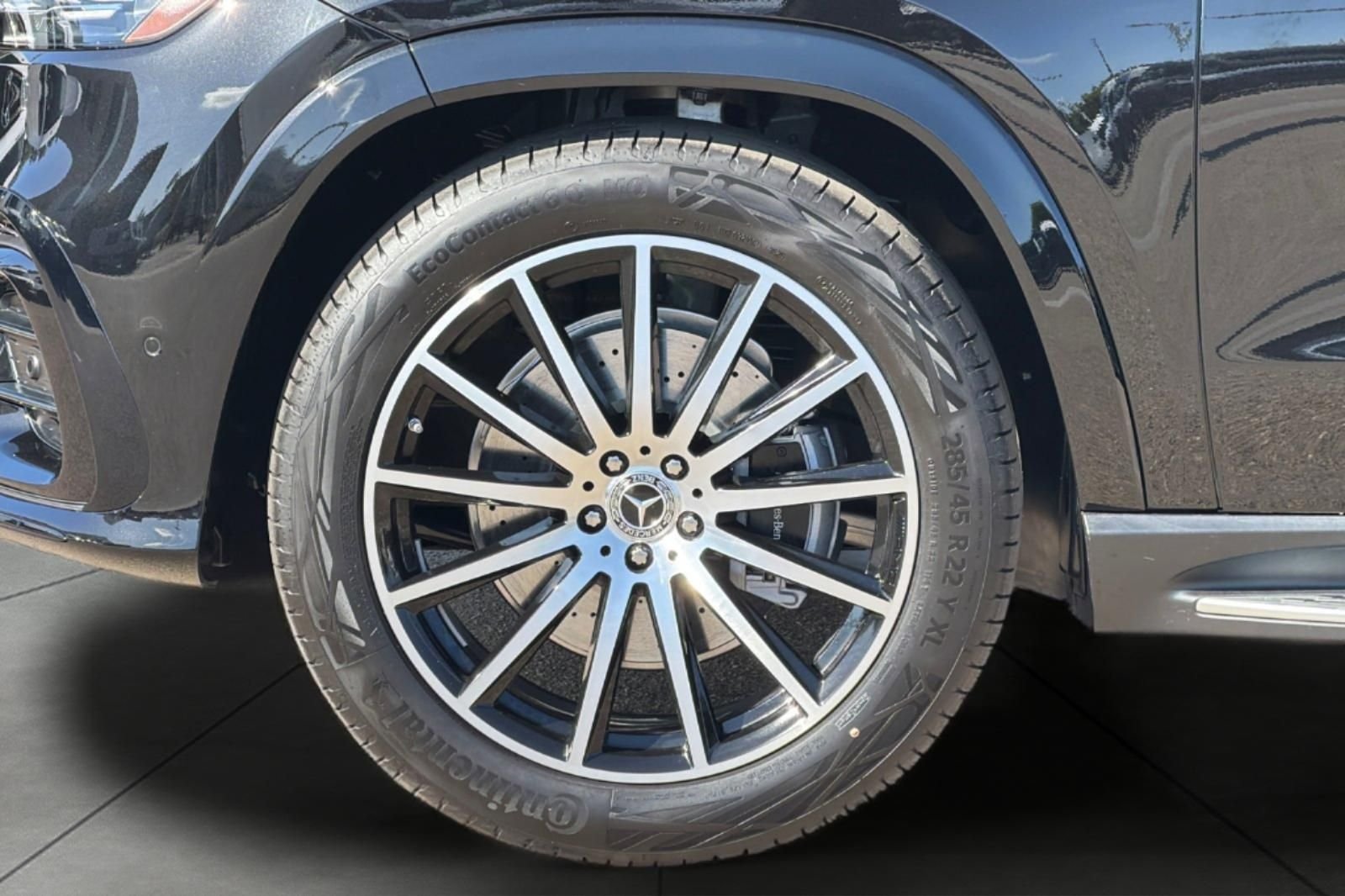 New 2026 Obsidian Black Metallic Mercedes-Benz GLS 450 image 5