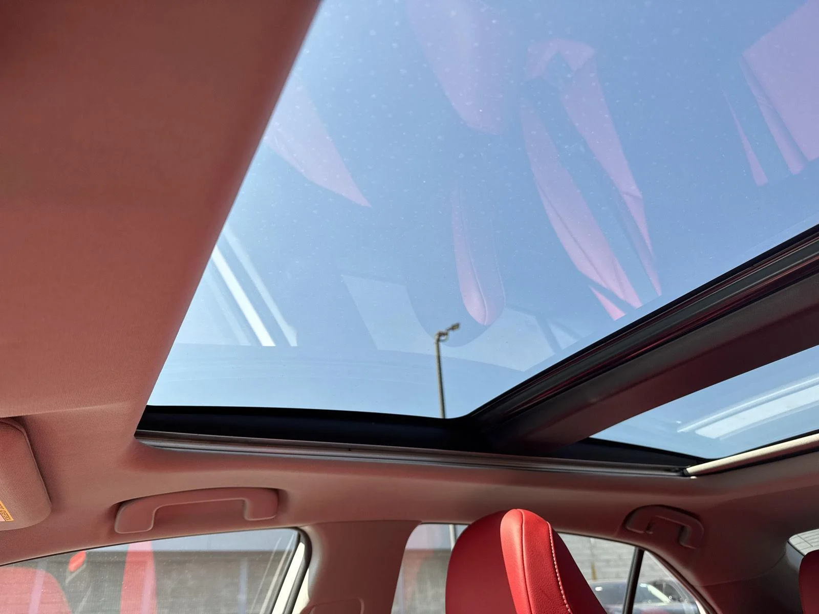 Used 2022 Wind Chill Pearl Toyota XSE image 19