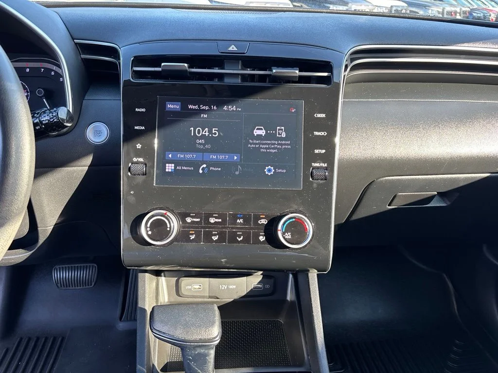Used 2022 Blue Hyundai SEL image 11