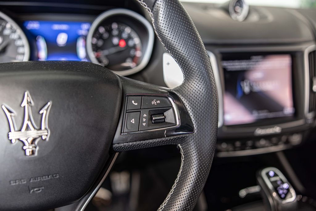 Used 2019 White Maserati S GranSport image 27