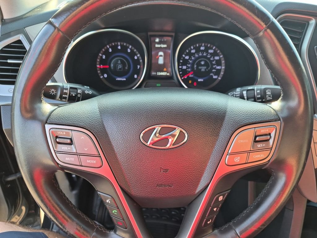 Used 2014 Black Hyundai Base image 14