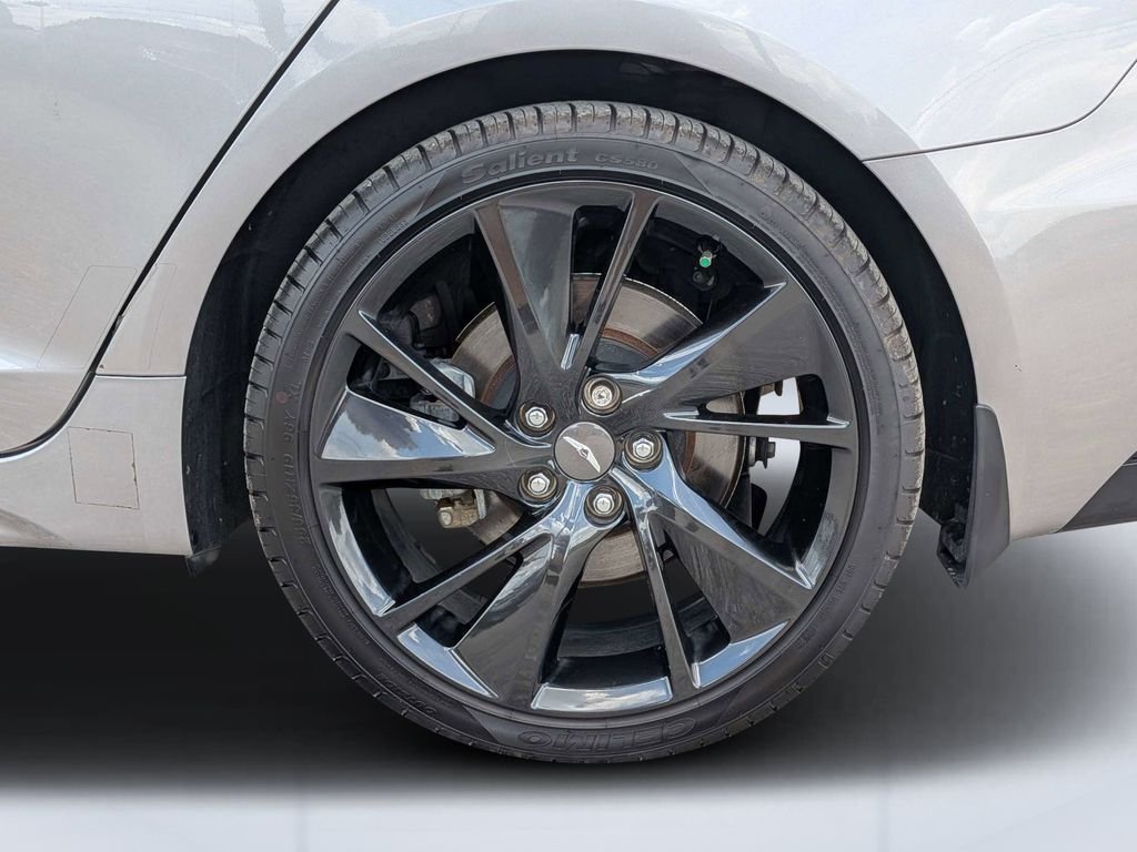 Used 2023 Silver Genesis 2.0T image 11