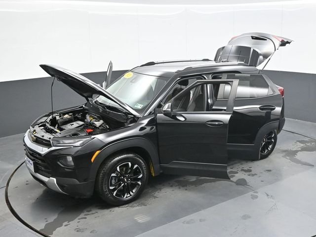 Used 2023 Black Chevrolet LT image 28