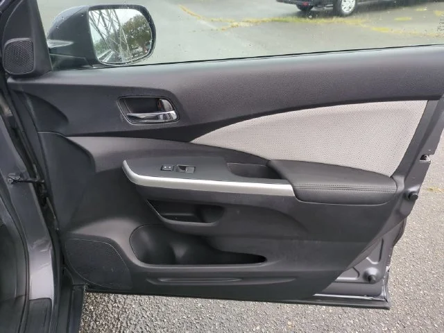 Used 2015  Honda EX-L image 32