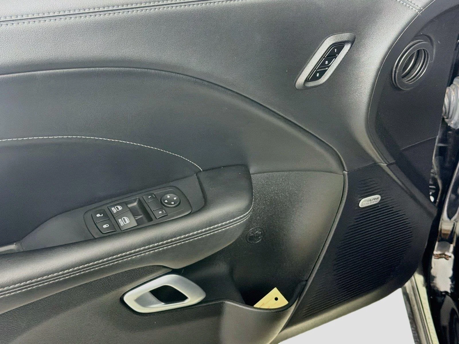 2023 Dodge Challenger R/T - Photo 17
