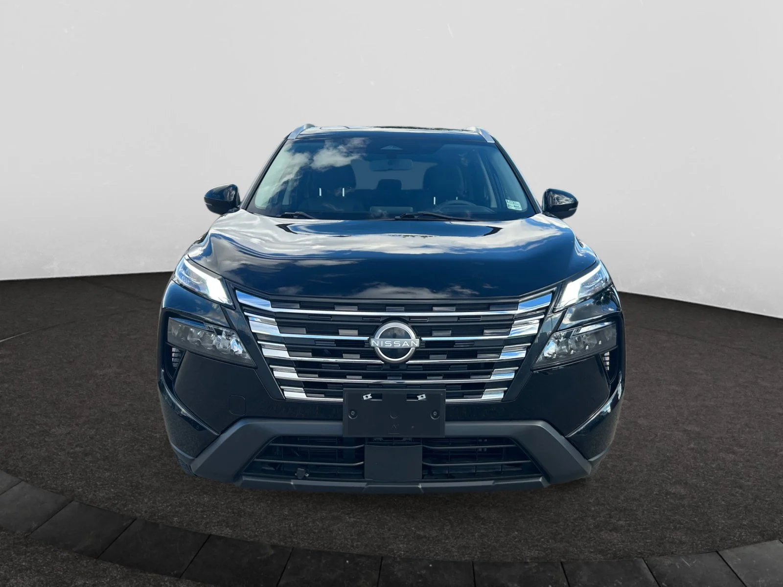 Used 2024 Black Nissan SV Moonroof AWD image 8