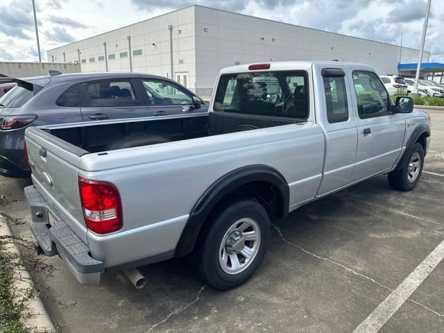 Used 2011 Silver Ford XLT image 4