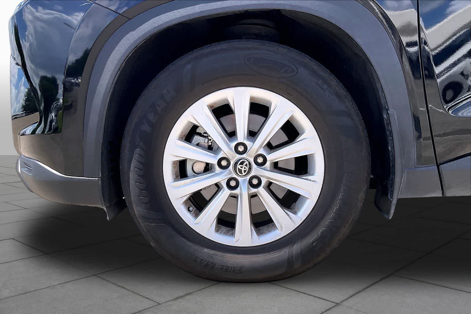 Used 2024 Midnight Black Metallic Toyota XLE image 10