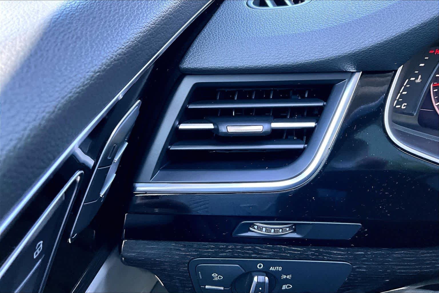 Used 2019 Carrara White Audi SE Premium Plus image 36
