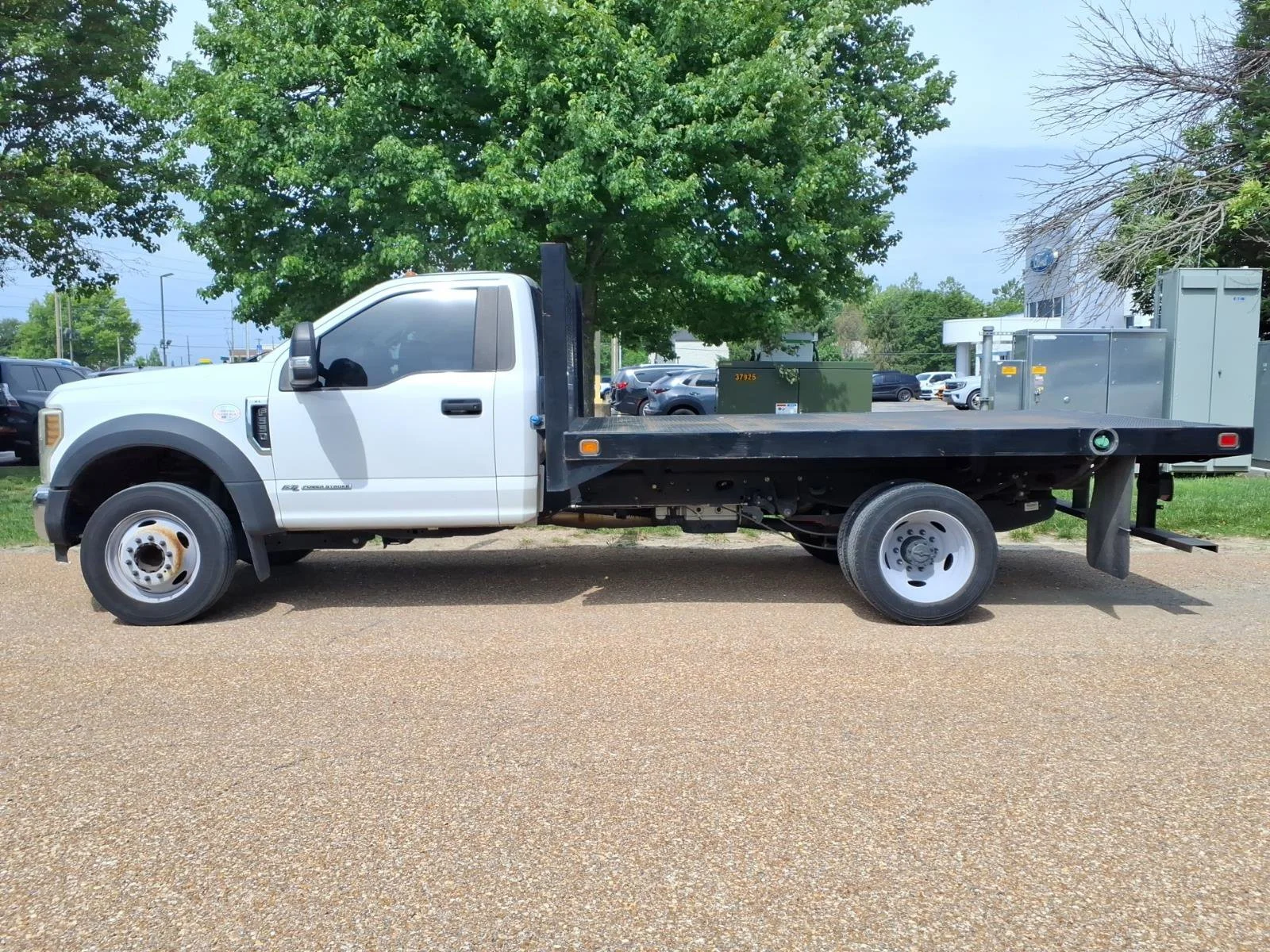 Used 2019 Oxford White Ford XL image 5