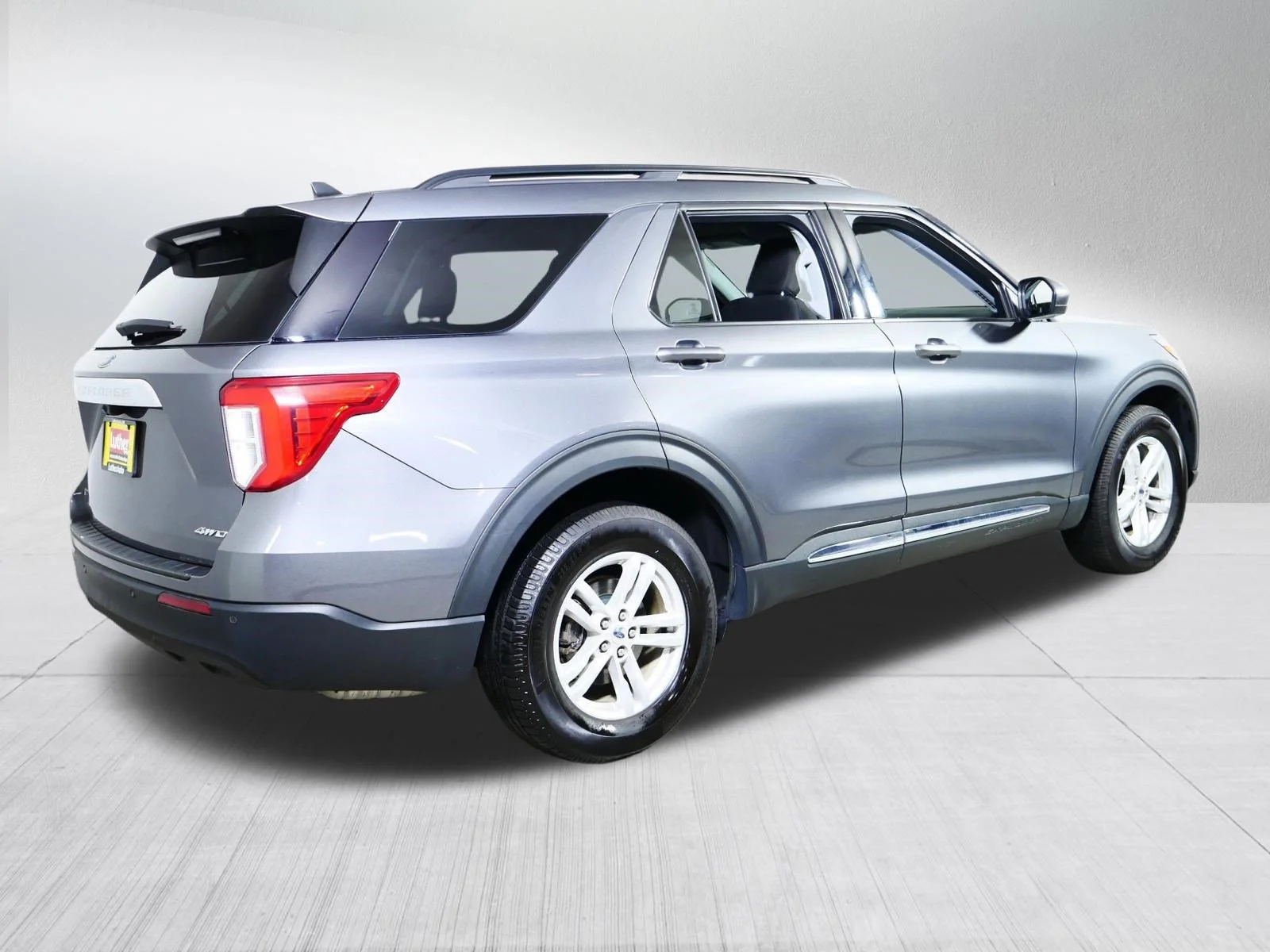 2021 Ford Explorer XLT - Photo 7