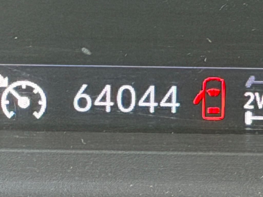Used 2021 White Chevrolet LT image 24