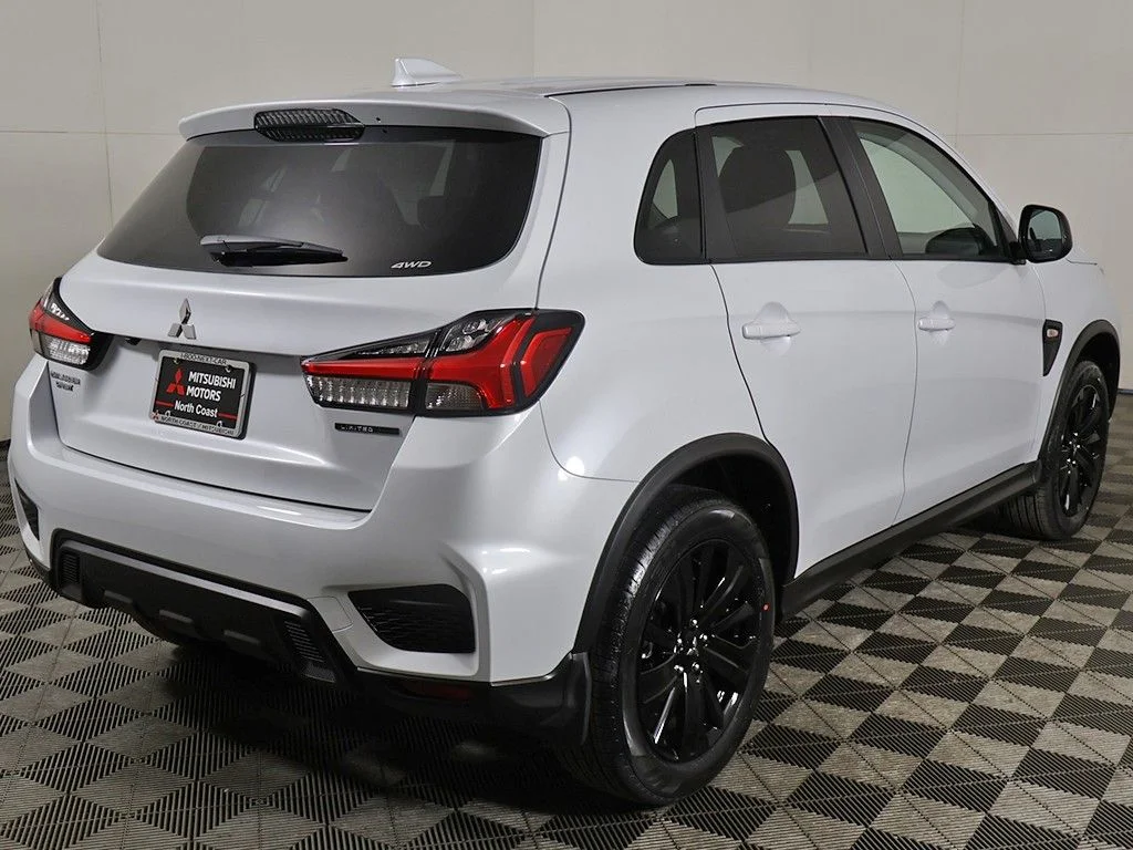 New 2026 White Mitsubishi 2.0 LE image 8