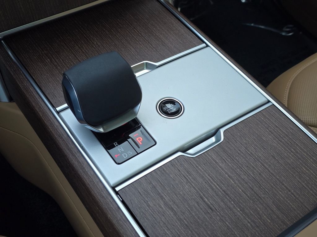 New 2026 Varesine Blue LAND ROVER SE LWB 7-Seats / V8 image 23