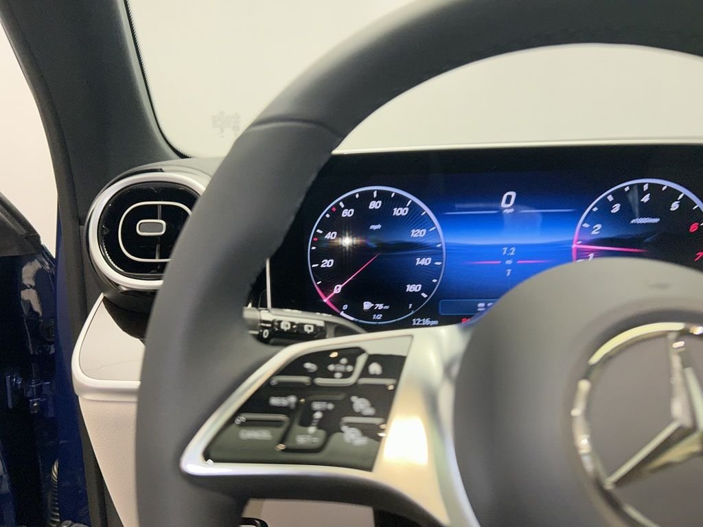 Used 2026 Starling Blue Metallic Mercedes-Benz GLC 300 image 12