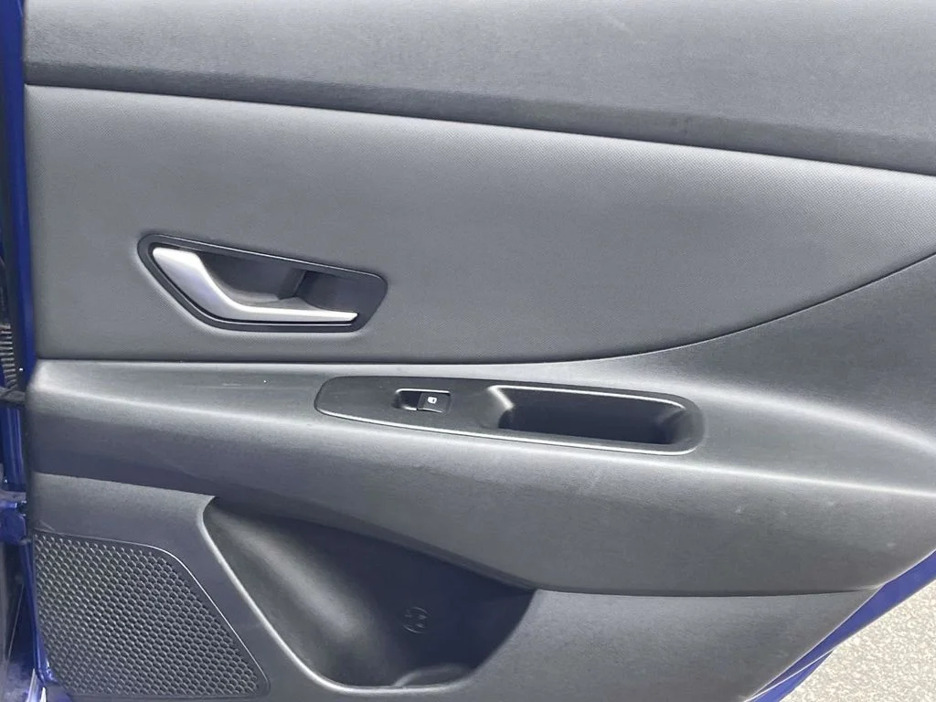 Used 2022 Blue Hyundai Limited image 18