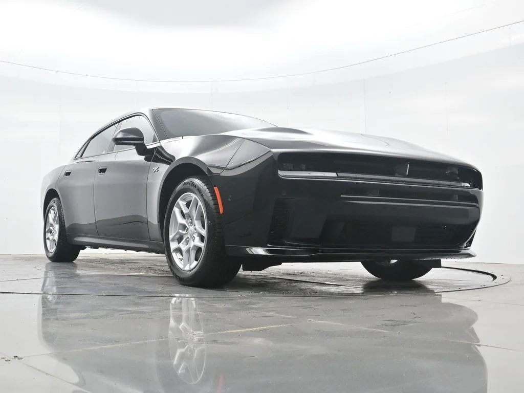 New 2026 Diamond Black Crystal Pearlcoat Dodge R/T image 35