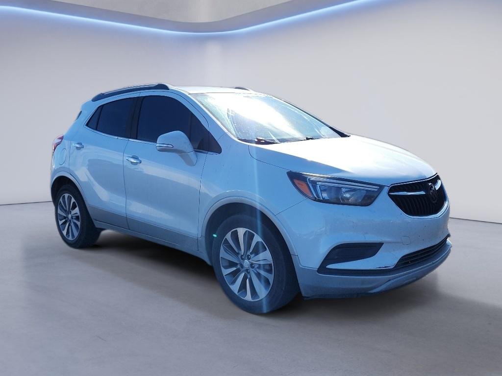 Used 2019 White Frost Tricoat Buick Preferred image 3