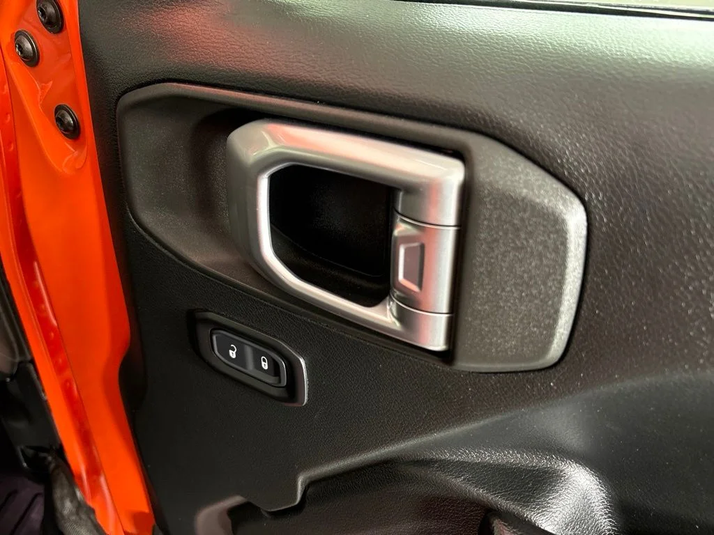 Used 2020 Orange Jeep Rubicon image 20
