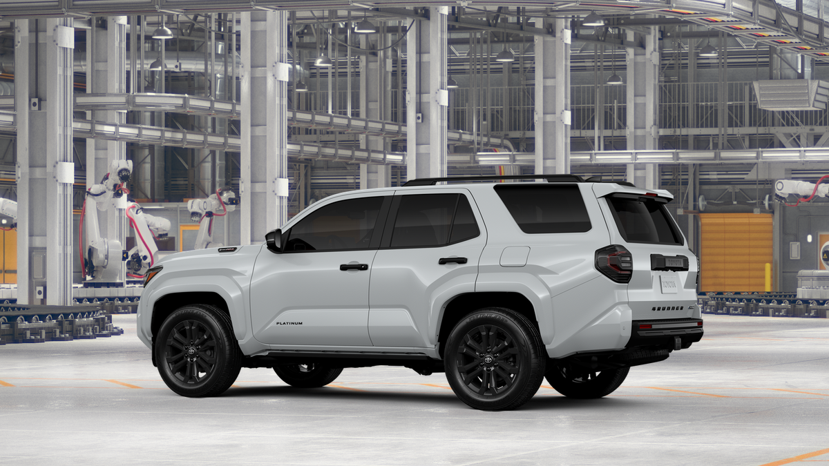 New 2026 Wind Chill Pearl Toyota Platinum image 5