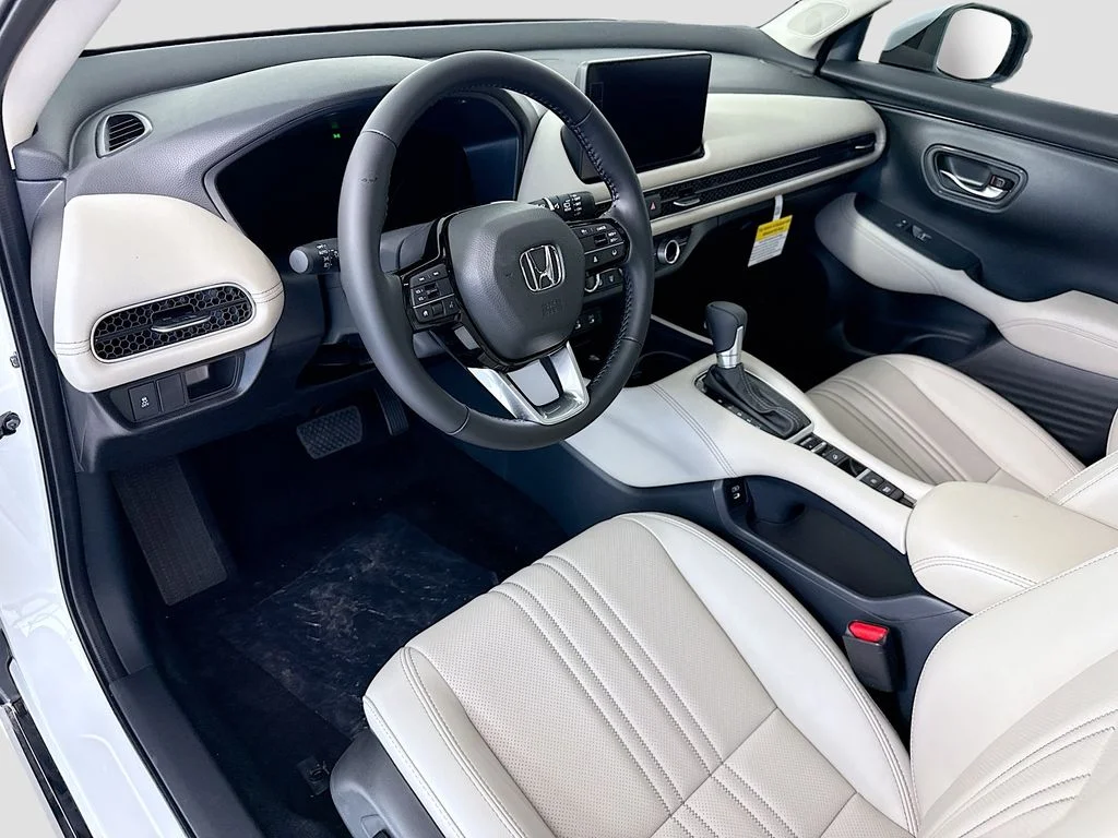 New 2027 White Honda EX-L image 9