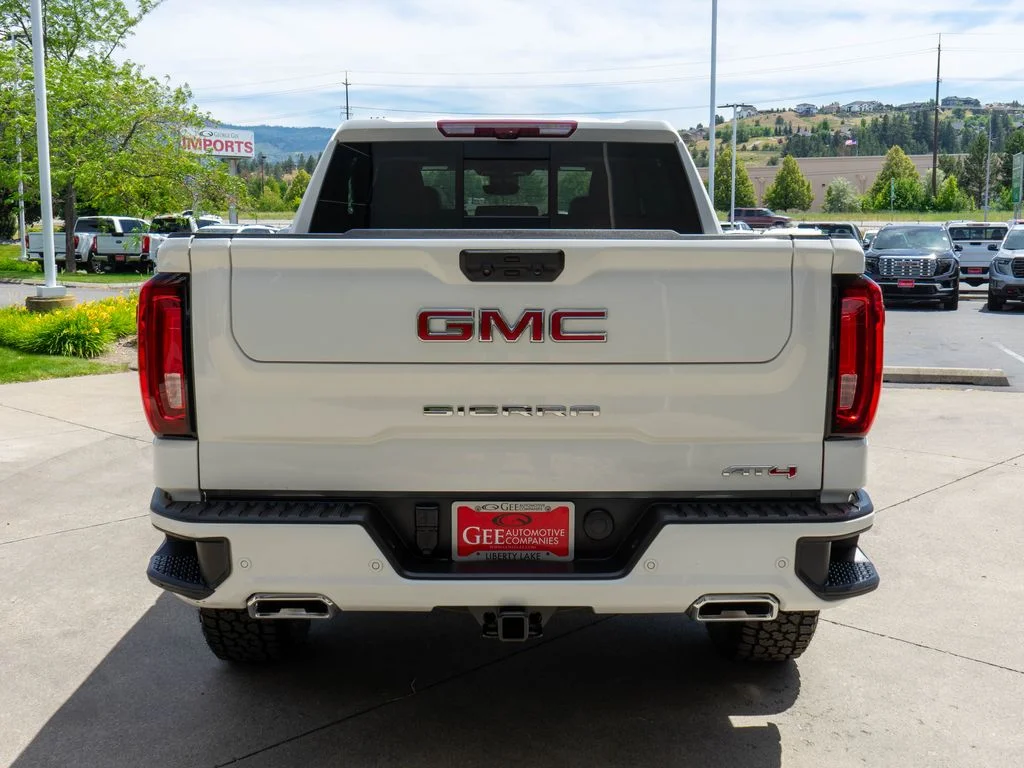 Used 2025 White GMC AT4 image 6