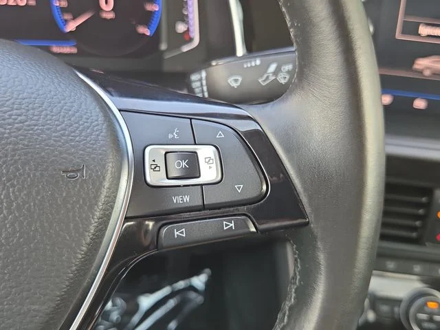 Used 2019 Blue Volkswagen SEL image 18
