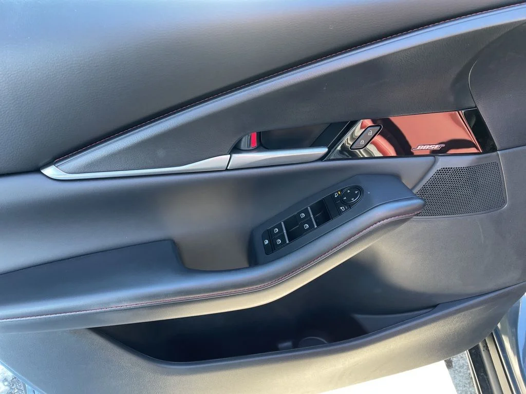 2026 Mazda CX-30 Carbon Edition - Photo 11