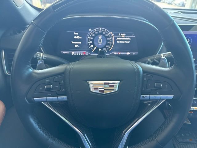 Used 2024 Argent Silver Metallic Cadillac V-Series image 4