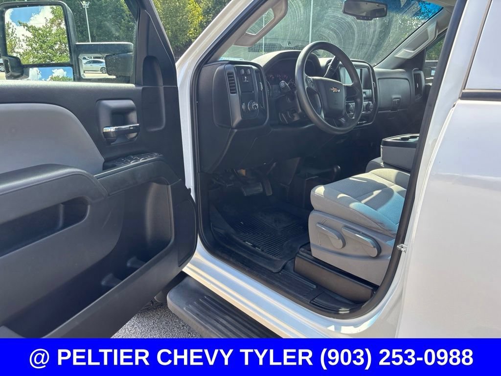 Used 2016 SUMMIT WHITE Chevrolet Work Truck image 12