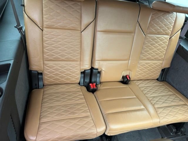 Used 2021 Gray Cadillac Sport image 14