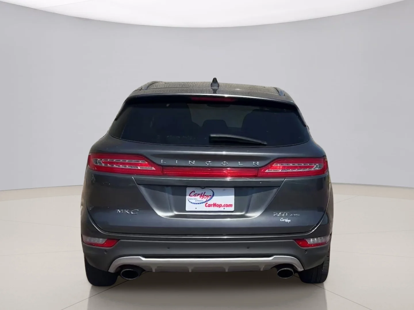 Used 2017 Gray Lincoln RESERVE image 4