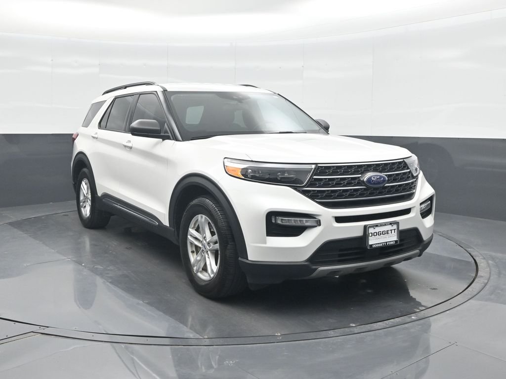 Used 2023 White Ford XLT image 8