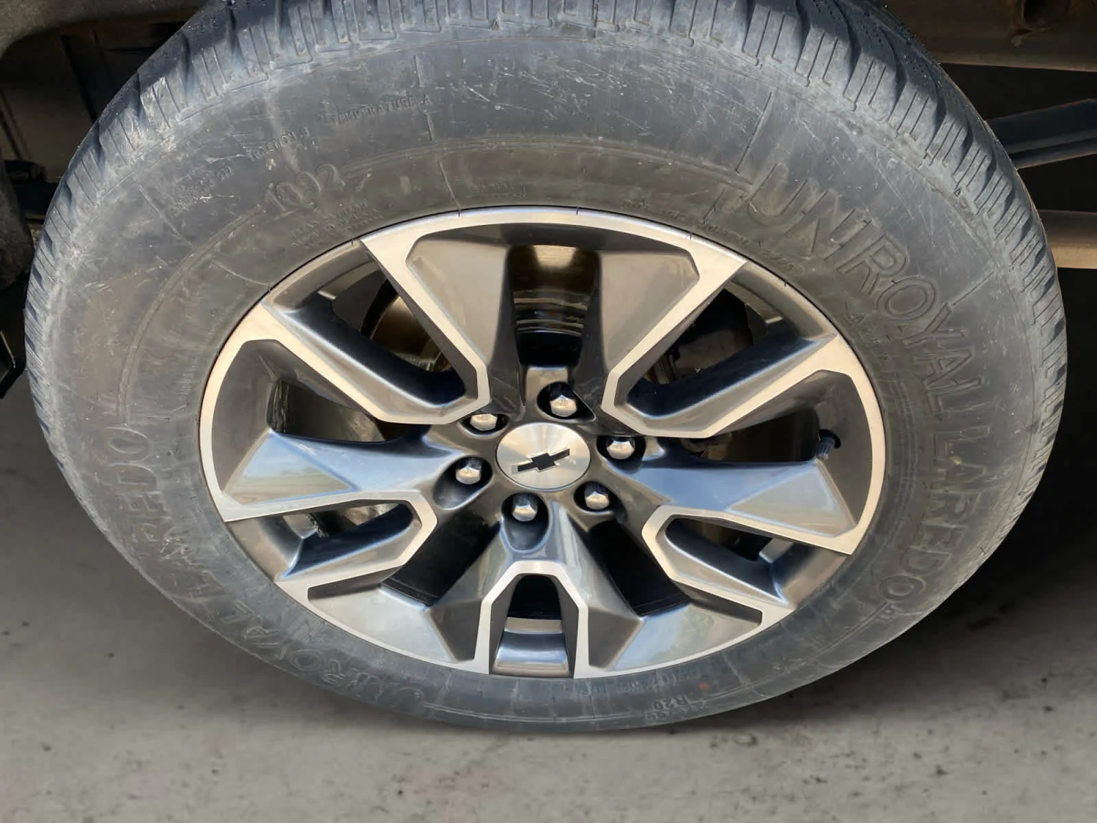 Used 2022 NORTHSKY BLUE METALLIC Chevrolet RST image 13